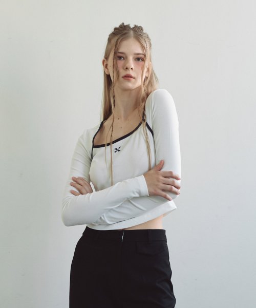 Лонгслив с глубоким каре (Off-White)