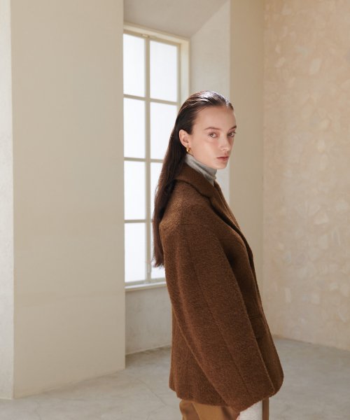HOURGLASS SILHOUETTE WOOL COAT (BROWN)