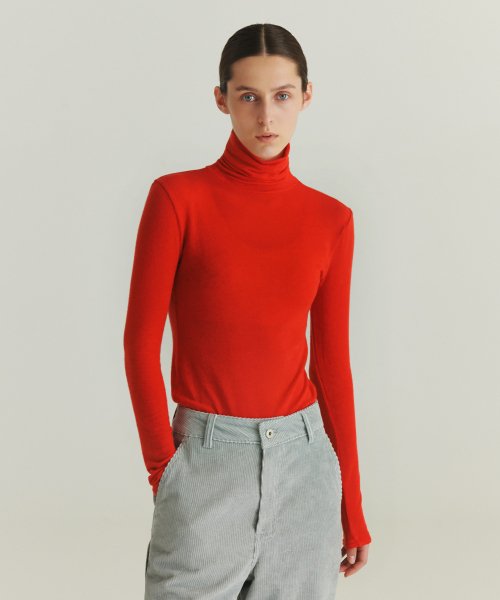 Red turtleneck deals sweater