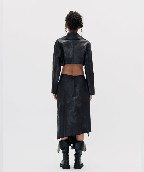 CROSSOVER CROP LEATHER JACKET BLACK