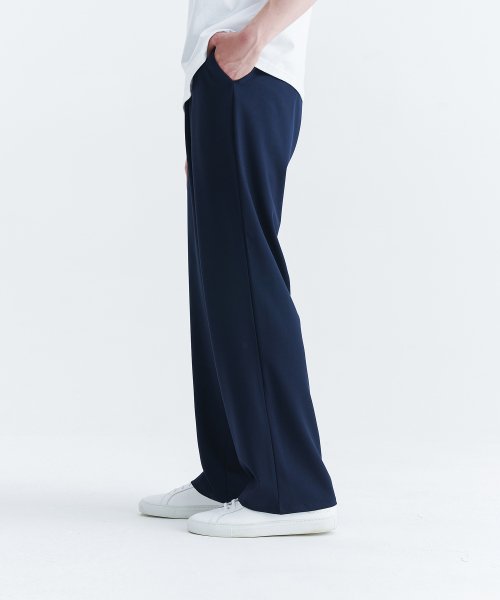 MUSINSA | WHOLOVESART Unisex semi-wide banding slacks - navy