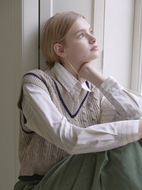 V-вырез Lining Knit жилет - бежевый