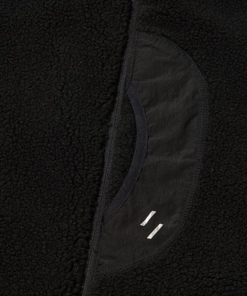 CHEST HOLEPOCKET FLEECE VEST BLACK WOL050