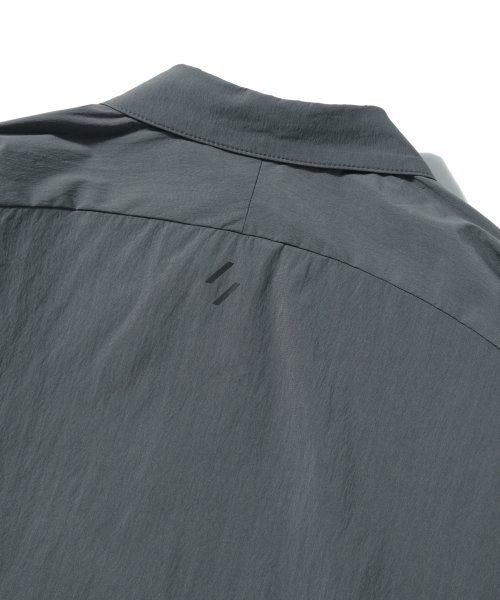 WCL006_LIGHT REFLECTION POCKET SHIRTS_Charcoal