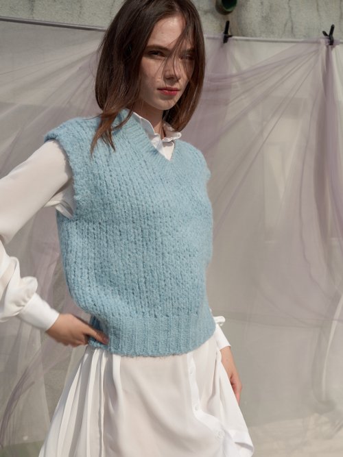 Candy V-neck Wool Knit Vest_Sky Blue
