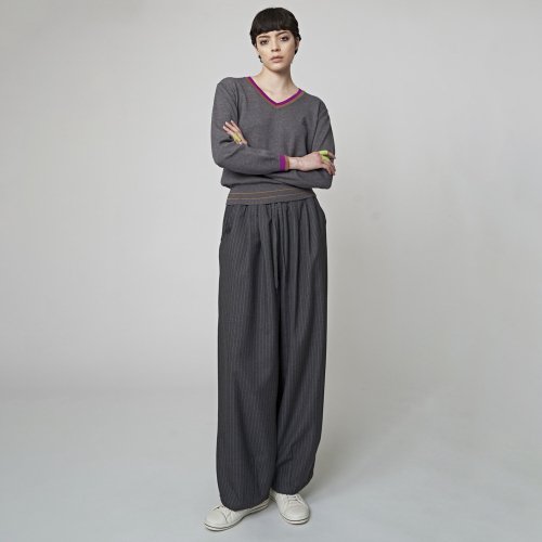 Трикотажный V-образный топ AW32KP01 Color Line_Melange Gray