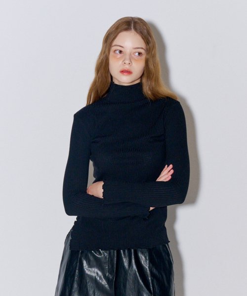Хайнек трикотажный топ с разрезом рубчик Black