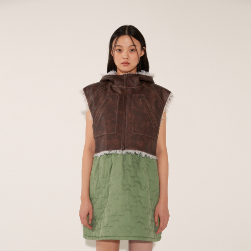 MUSTANG HOODIE VEST [BROWN]