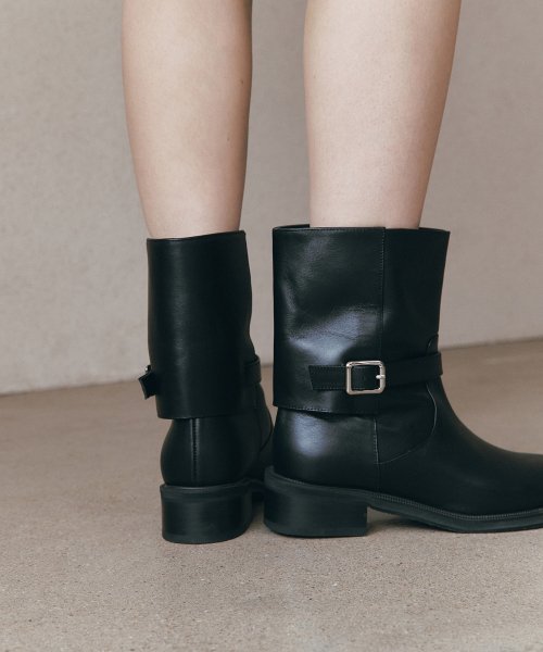 Short best sale studded boots