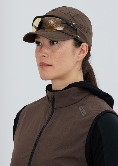 WOMENS AIR BLADE GILET (ATHLETIC) MILD BROWN