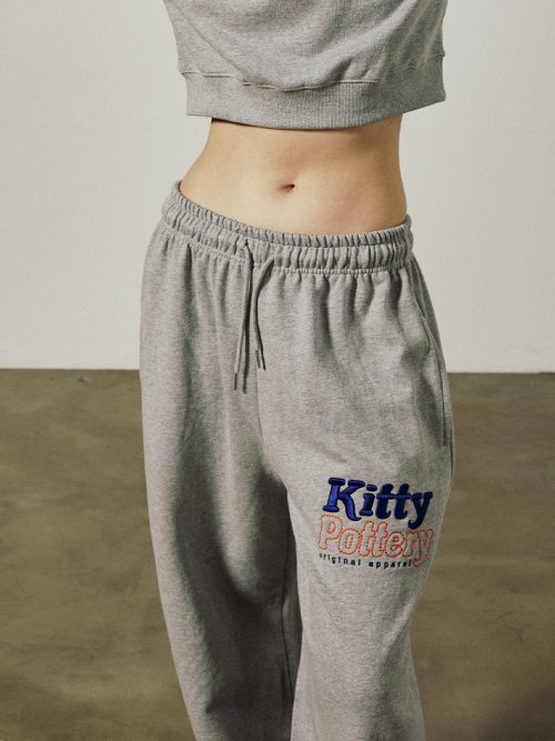KITTY POTTERY CT LOGO EMBO SWEAT брюки серый