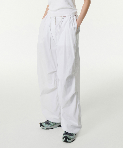 Ready To Fly Parachute Pants ☆ White