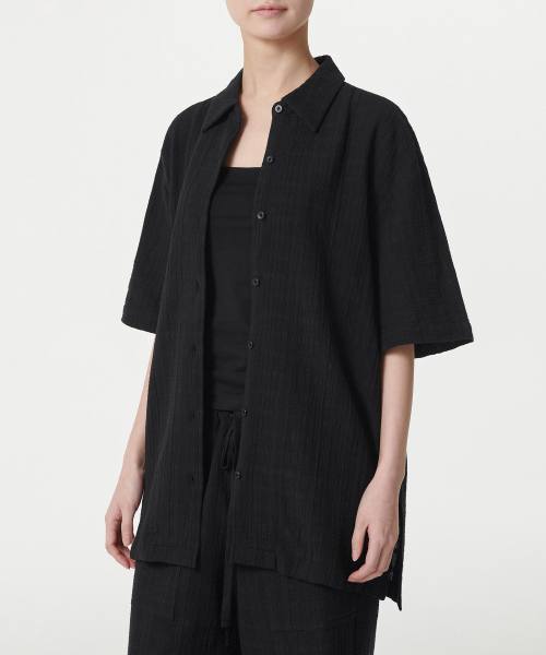 Женская оверсайз рубашка в клетку с кружевом и коротким рукавом [Black]