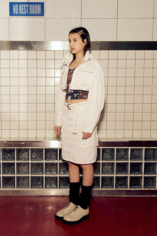 HOODED CROP JACKET (WHITE)