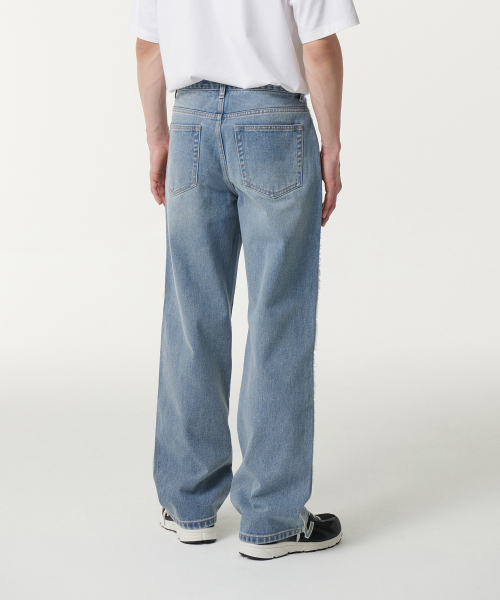 FRAY SIDE LOOSE STRAIGHT DENIM PANTS [светлый INDIGO]