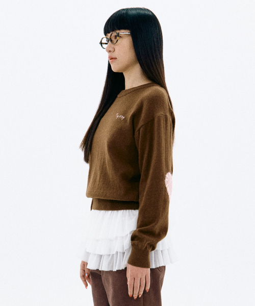 HEART PACTH CREWNECK KNIT brown
