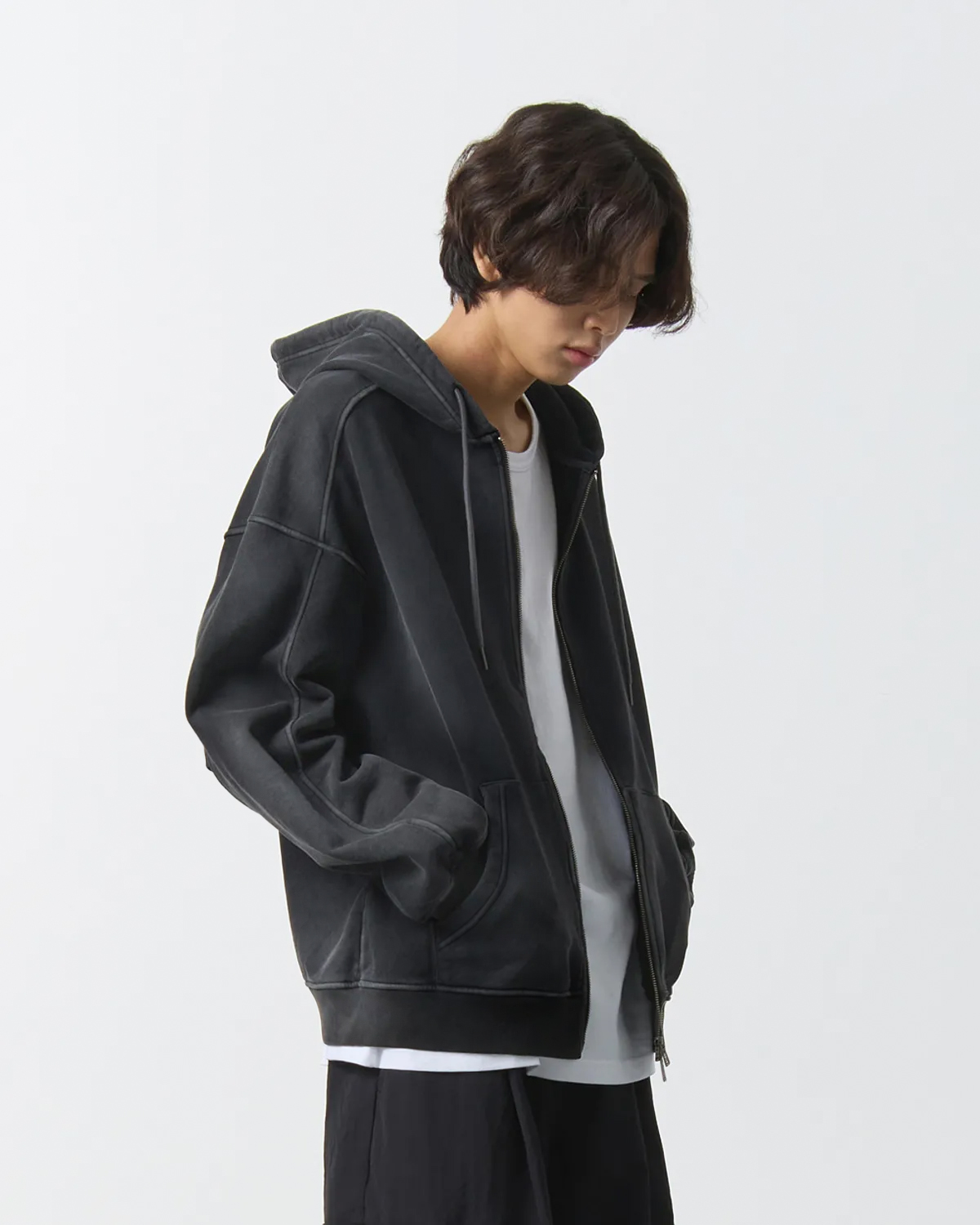 (ASI) FOUR-SEASON ESSENTIAL PIGMENT HOODED ZIP-UP_CHACOAL GRAY