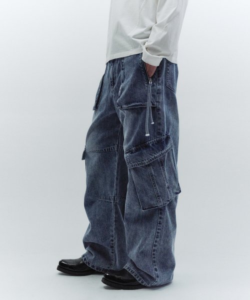 MUSINSA | INSILENCE Object Cargo Denim Pants BLUE