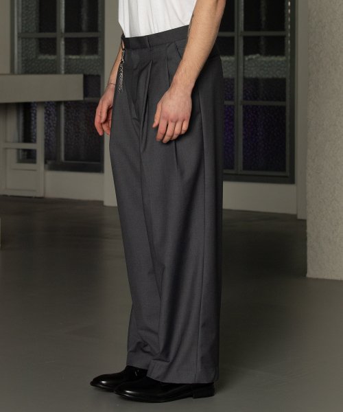 Taylor double tuck широкий set up брюки [древесный уголь]
