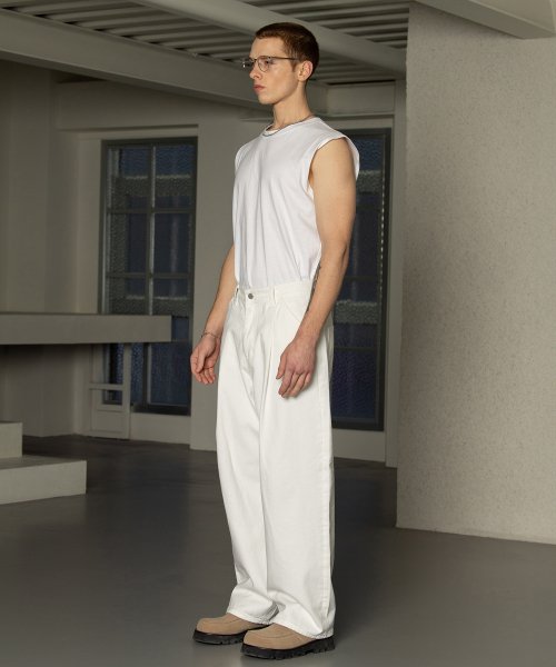 Широкие вареные джинсы с одной складкой [White]
