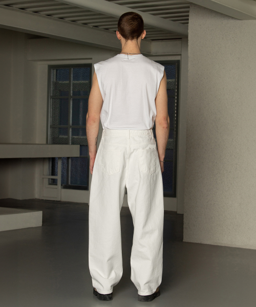 Широкие вареные джинсы с одной складкой [White]