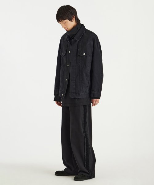 Oversized Denim Trucker Jacket (UNISEX) - Black