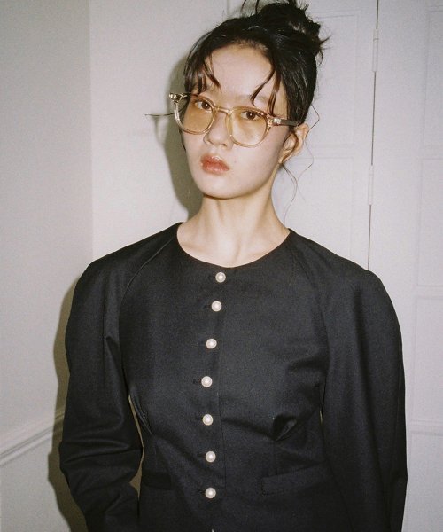 Round Sleeve Black Jacket
