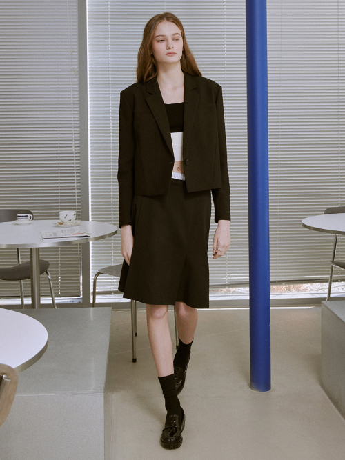 Minimal one button crop jacket