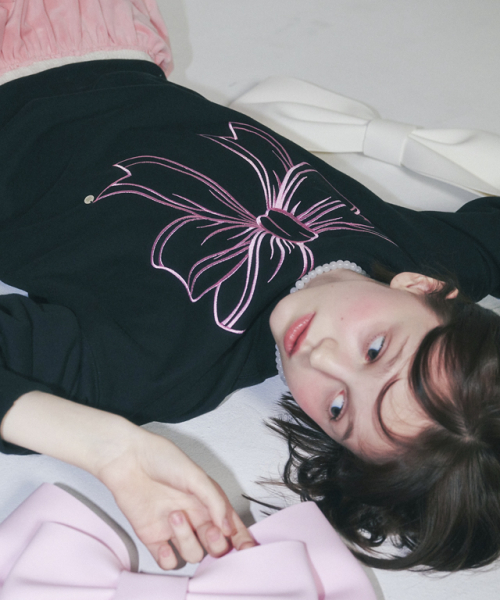 BIG RIBBON LINE SWEATSHIRT BLACK