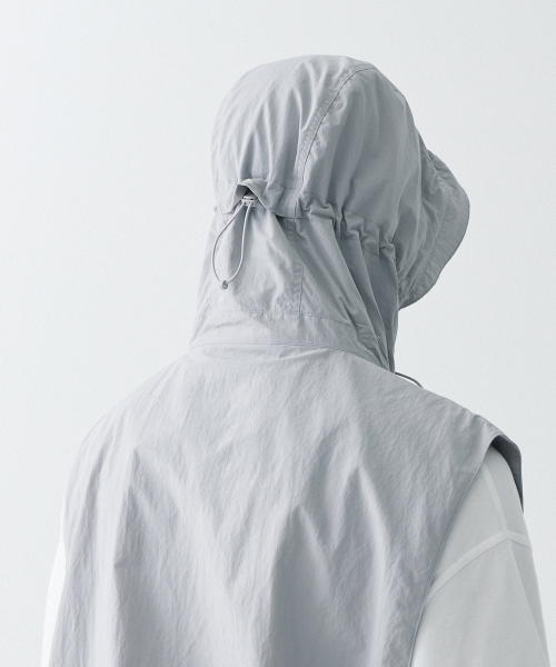 CITY LEISURE HOODED VEST [LIGHT GREY]