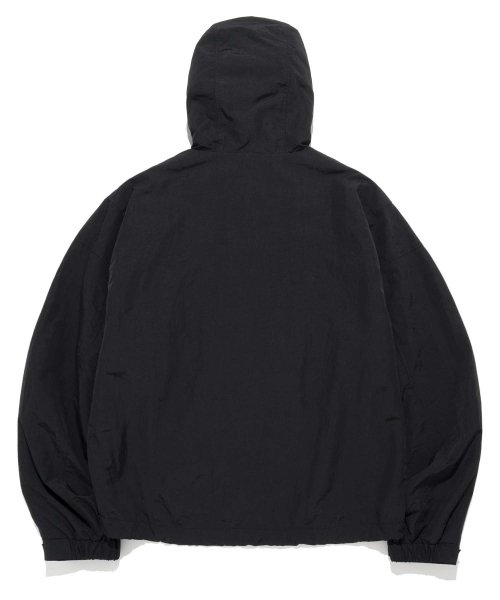 STAR LOGO WINDBREAKER [BLACK]