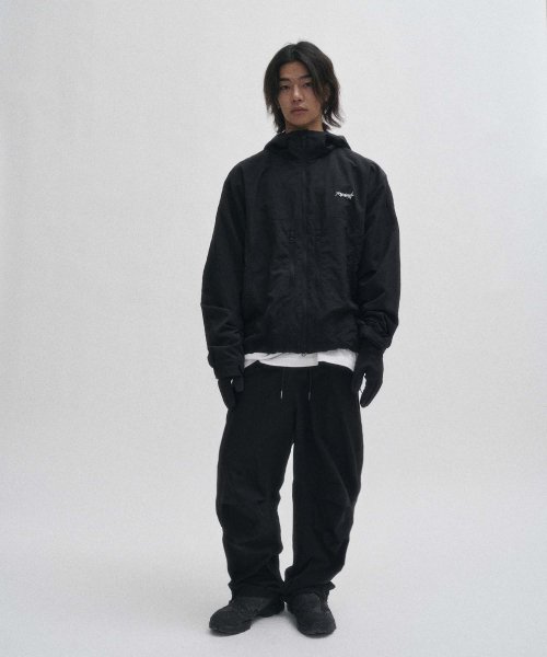 STAR LOGO WINDBREAKER [BLACK]