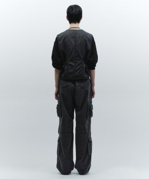 жилет BLACK