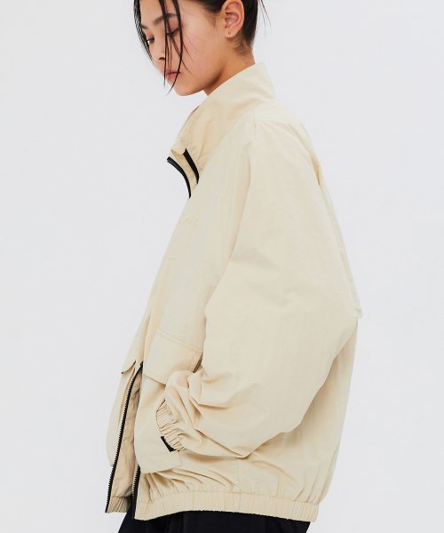 SCRIPT EMBROIDERY BLOUSON Пиджак - Бежевый