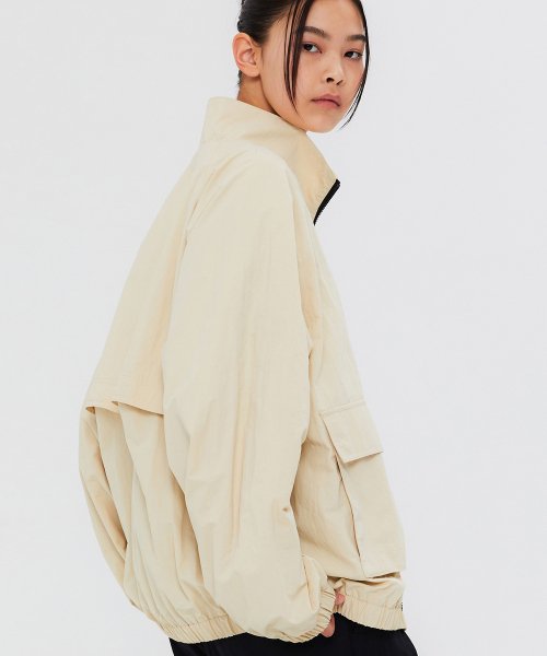 SCRIPT EMBROIDERY BLOUSON Пиджак - Бежевый