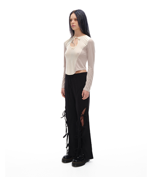 CUT OUT SHIRRING LONG SLEEVE_CREAM