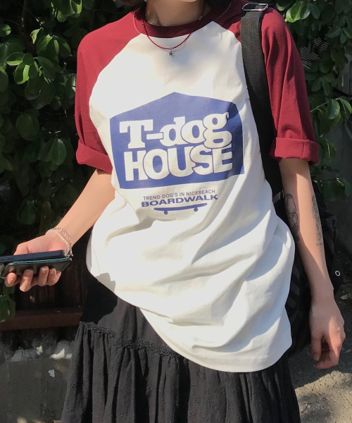 Dog House Raglan T-Shirts_Burgundy_