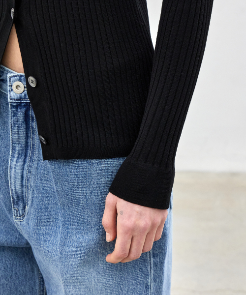 SLIM FIT COLLAR KNIT CARDIGAN - BLACK