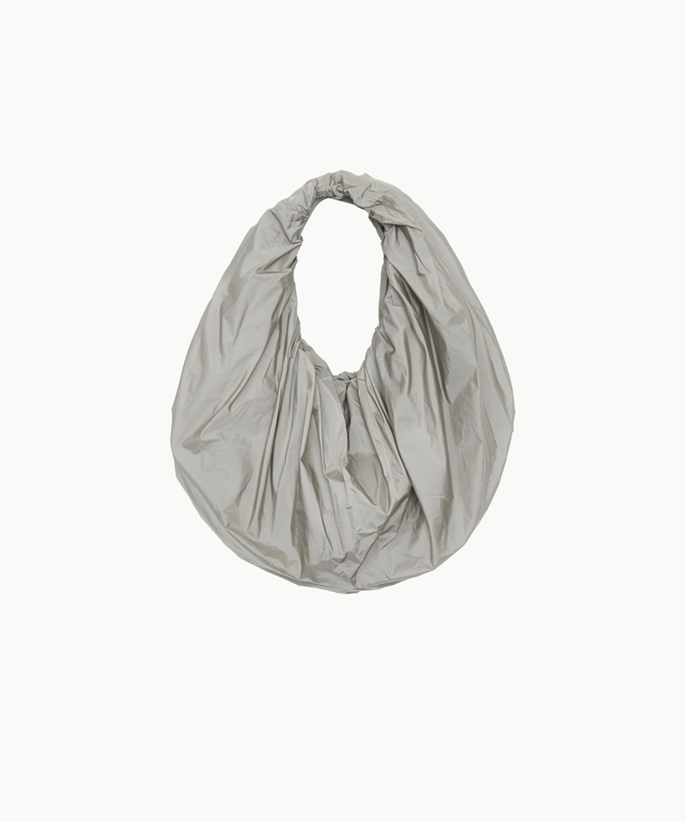 아모멘토(AMOMENTO) SHIRRING TOTE BAG_GREY - 사이즈 & 후기