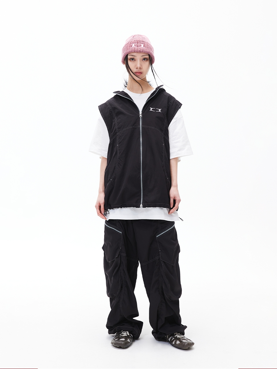 GLOSSY HOOD VEST BLACK 상세 이미지 5