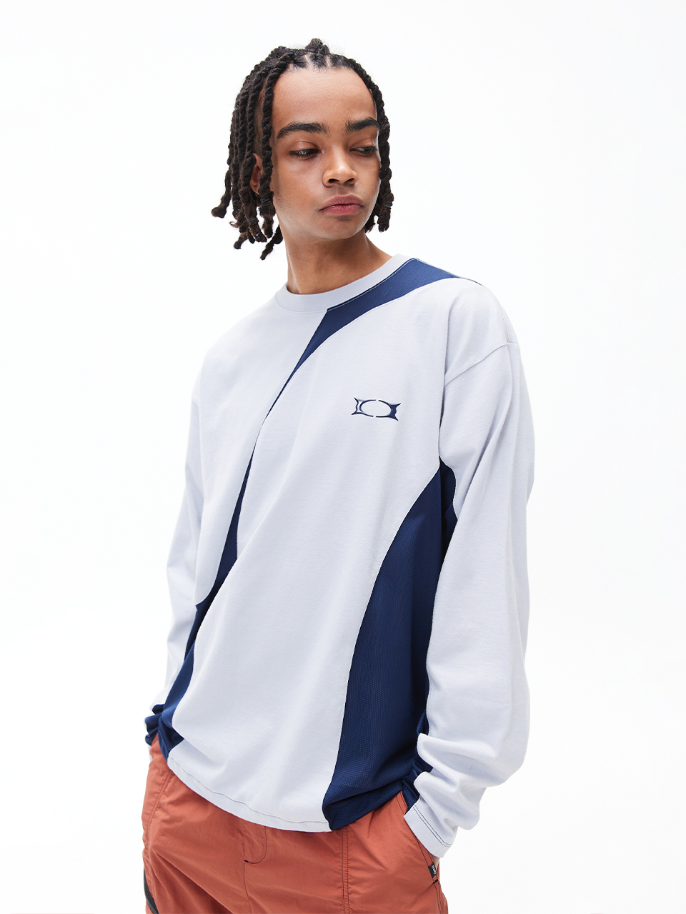 MUSINSA | CRITIC INCISION MESH LONG SLEEVE T-SHIRTS LIGHT GRAY