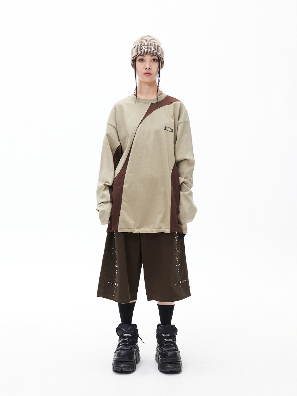 BOYNEXTDOOR リウ★関税込★CRITIC★GOTHIC TWILL BERMUDA PANTS 크리틱(CRITIC) GOTHIC TWILL BERMUDA PANTS CHARCOAL - 사이즈