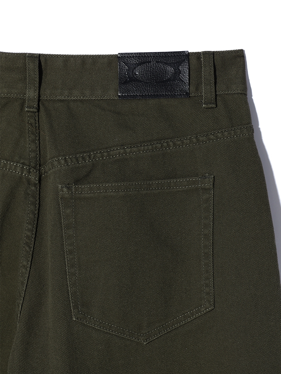 MUSINSA公式 | CRITIC GOTHIC TWILL BERMUDA PANTS CHARCOAL