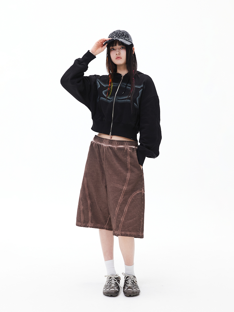 ★ハンソヒ★CRITIC★送料込★CROP WORMHOLE LOGO HOODIE ZIP-UP ☆ハンソヒ☆CRITIC☆送料込☆CROP WORMHOLE LOGO HOODIE ZIP-UP