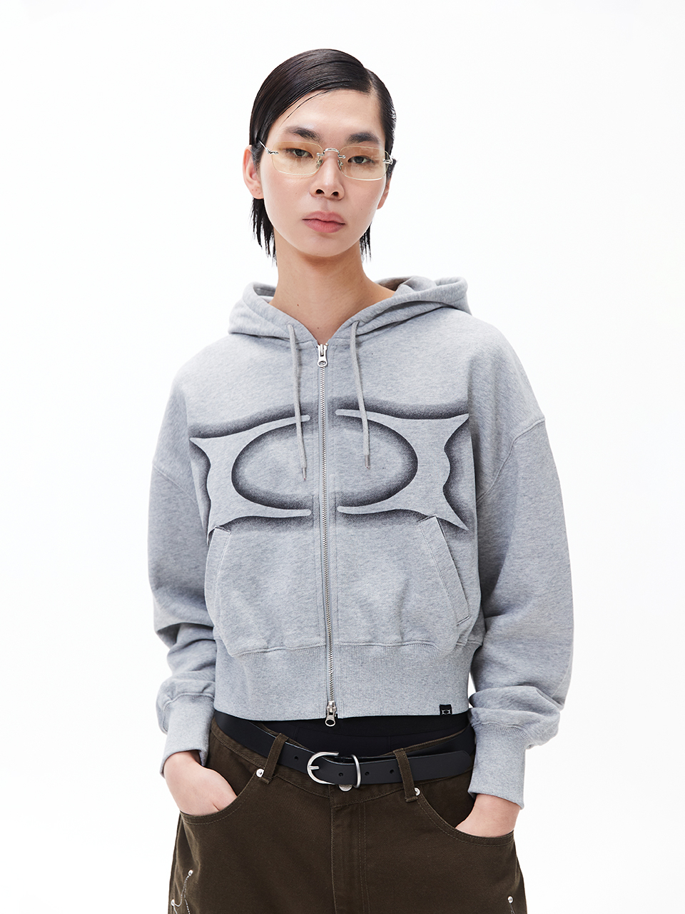MUSINSA | CRITIC CROP WORMHOLE LOGO HOODIE ZIP-UP BLACK