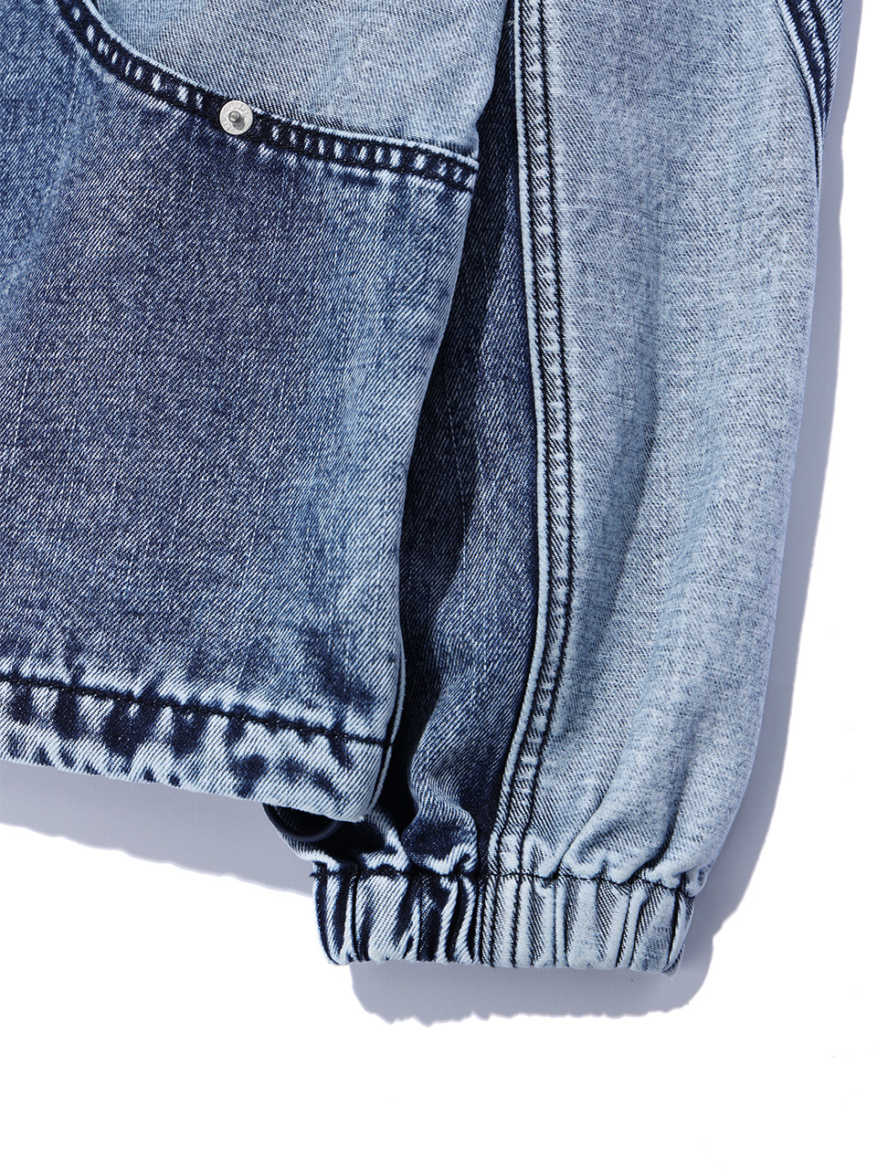 [CRITIC] COLOR BLOCK HOOD DENIM JACKET/追跡付 MUSINSA | CRITIC COLOR BLOCK HOOD DENIM JACKET LIGHT INDIGO