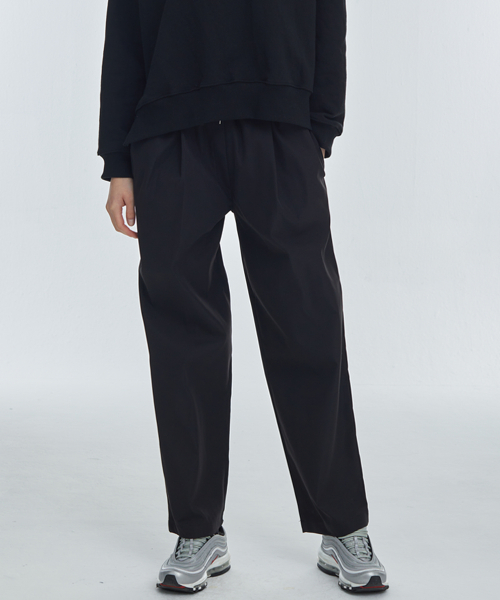Широкие брюки на резинке с защипами (Black)