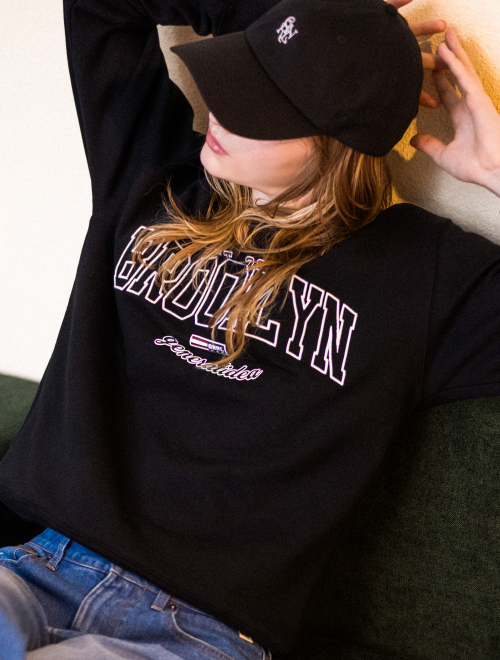 Свитшот Brooklyn Cozy [BLACK] / SBD1U02008