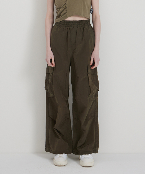 Оверсайз брюки из нейлона на завязках Khaki