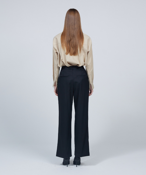 Signature pin tuck slacks
